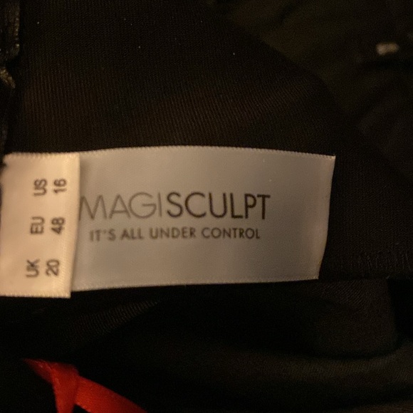 Magi jean skirt with front zipper - Picture 6 of 7